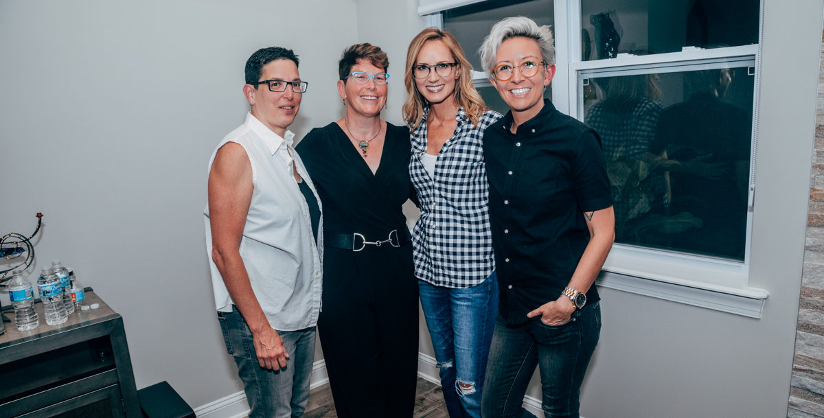 LESBIAN WEDDING FEATURING CHELY WRIGHT