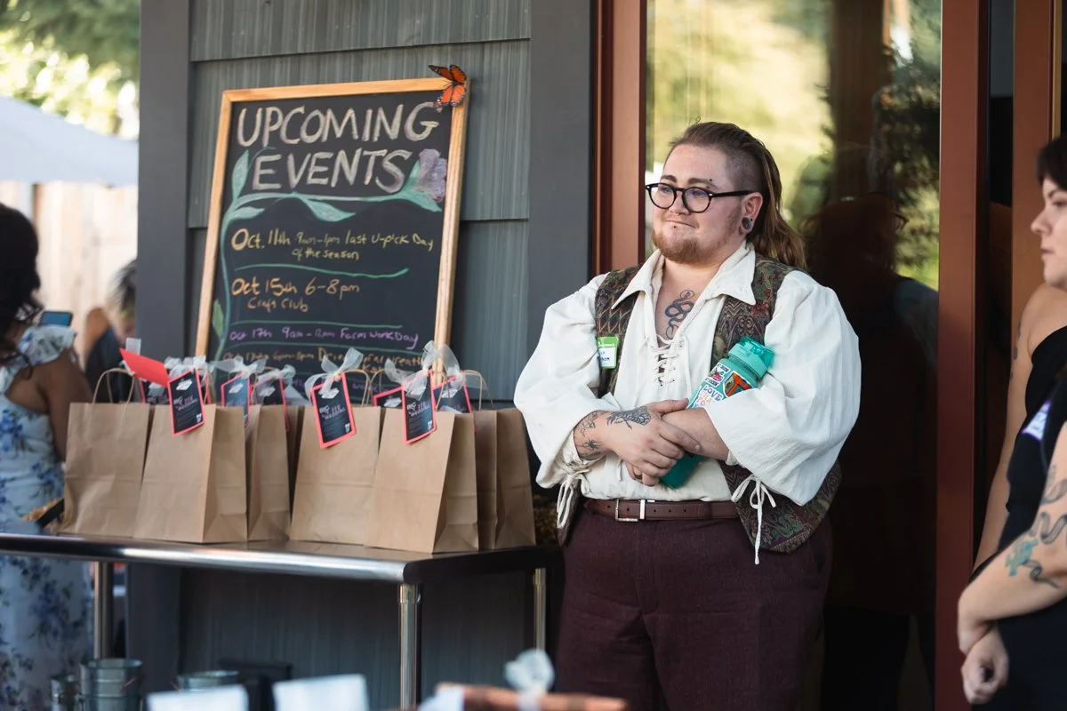 BIG_QUEER_WEDDING_PORTLAND_STEPH_GRANT-102.jpg
